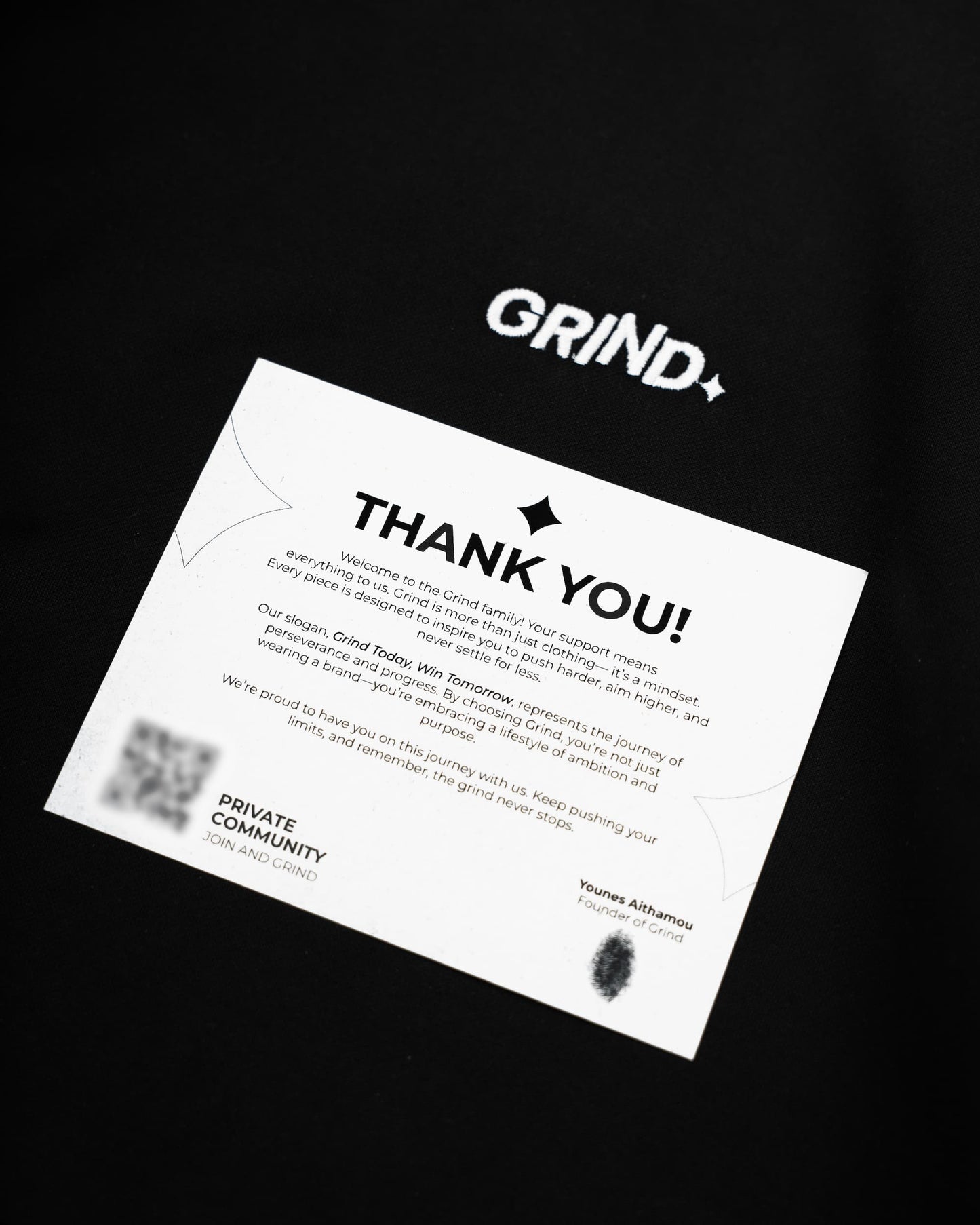 GRIND HOODIE PREMIUM - BLACK